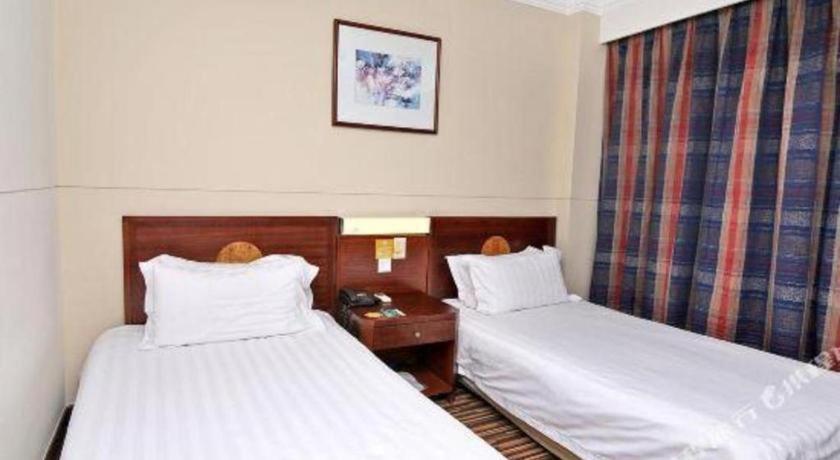 Jinjiang North Bund Yangpu Bridge Branch Hotel 2*