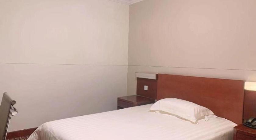 Hotel Jinjiang North Bund Yangpu Bridge Branch 2*