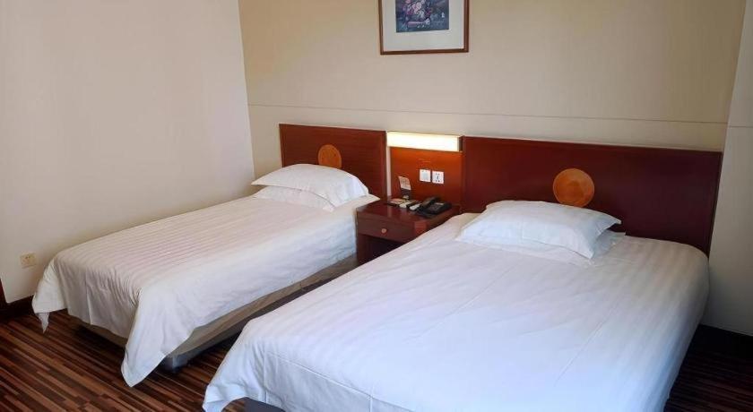 Hotel Jinjiang North Bund Yangpu Bridge Branch 2*