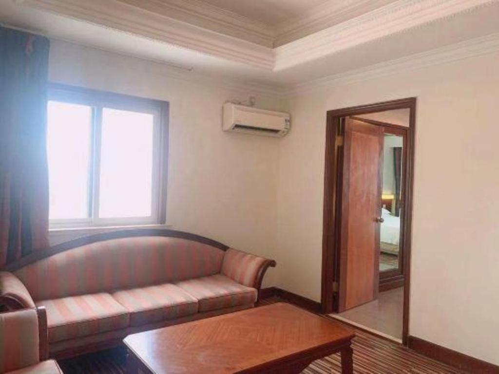Jinjiang North Bund Yangpu Bridge Branch Hotel